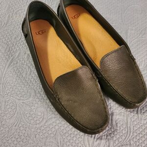 UGG Women's Black Loafers, Size 9